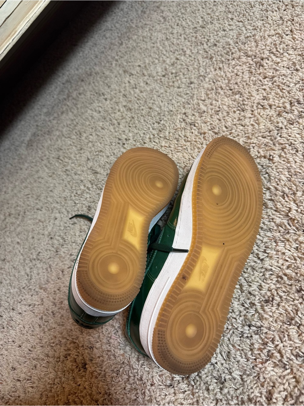 Nike Low-Top Sneakers in Dark Green with Gum Sole - Picture 5 of 5